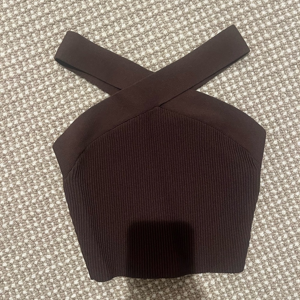 Aritzia Babaton ribbed halter crop top